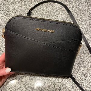 Michael Kors Bag EUC 🤍